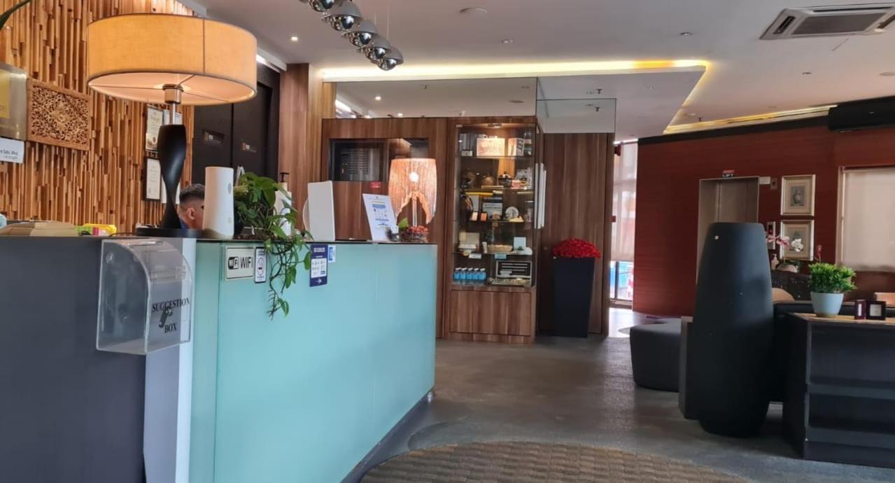 Extreme Boutique Hotel Keluang Eksteriør bilde