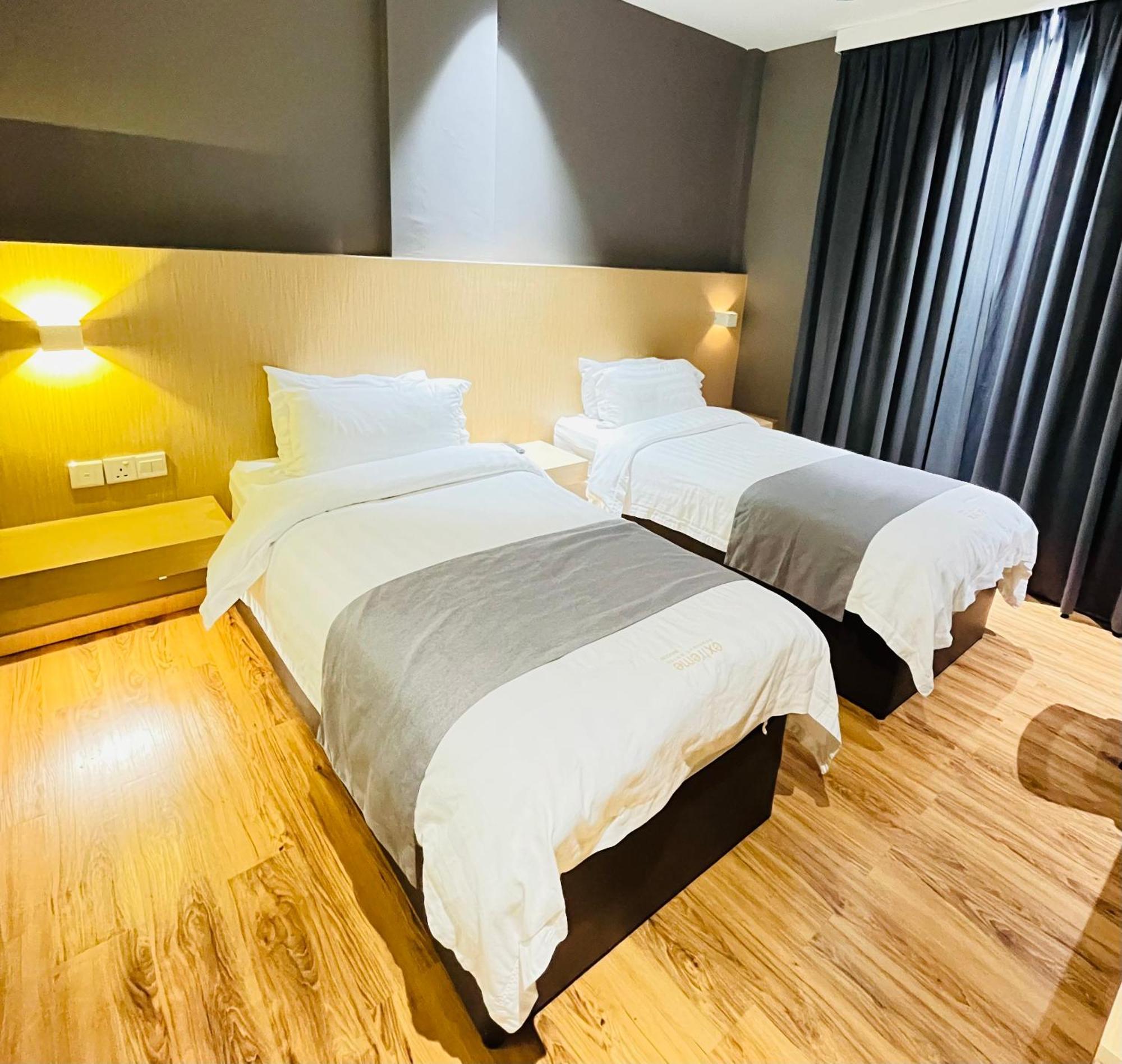 Extreme Boutique Hotel Keluang Eksteriør bilde