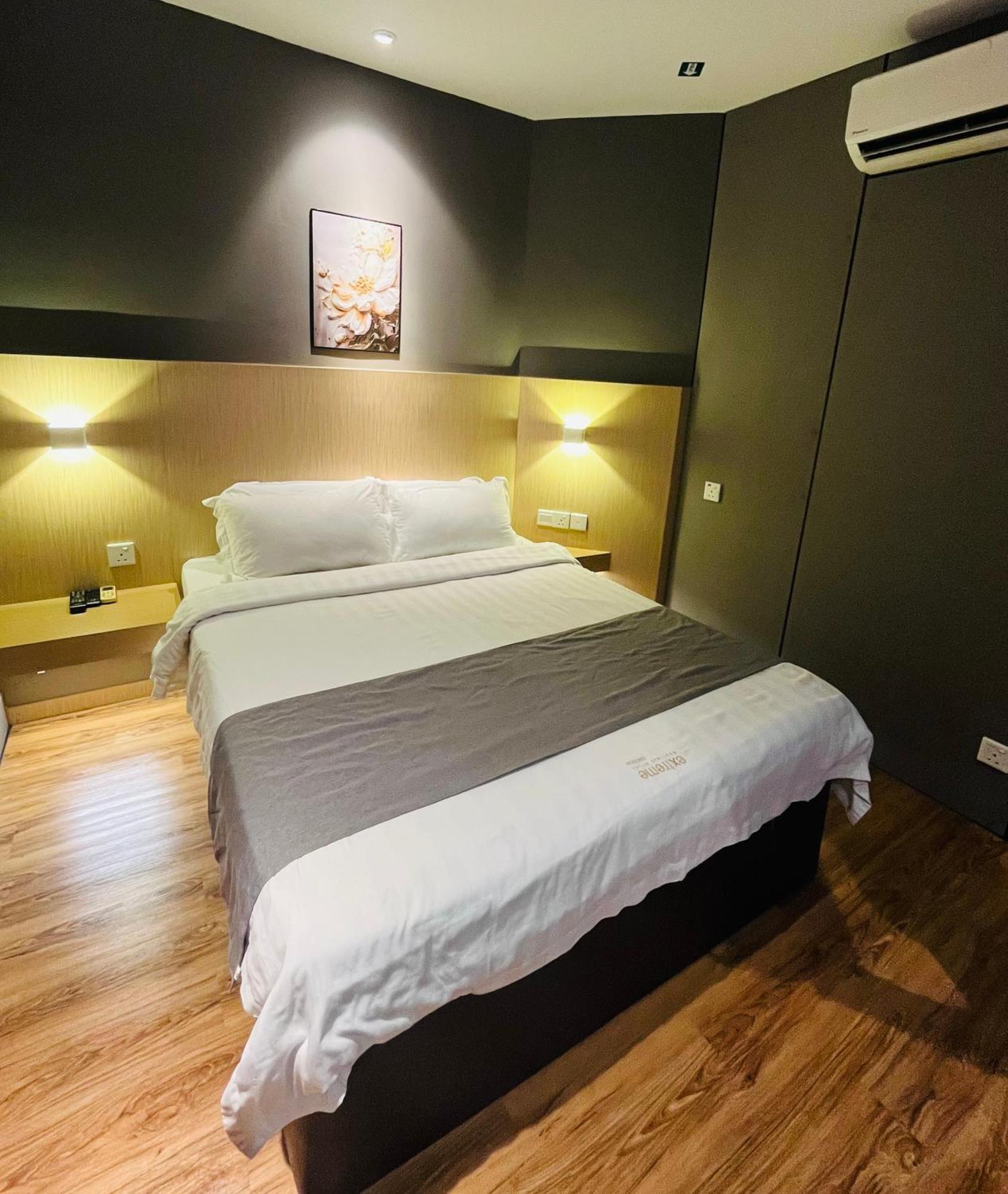 Extreme Boutique Hotel Keluang Eksteriør bilde