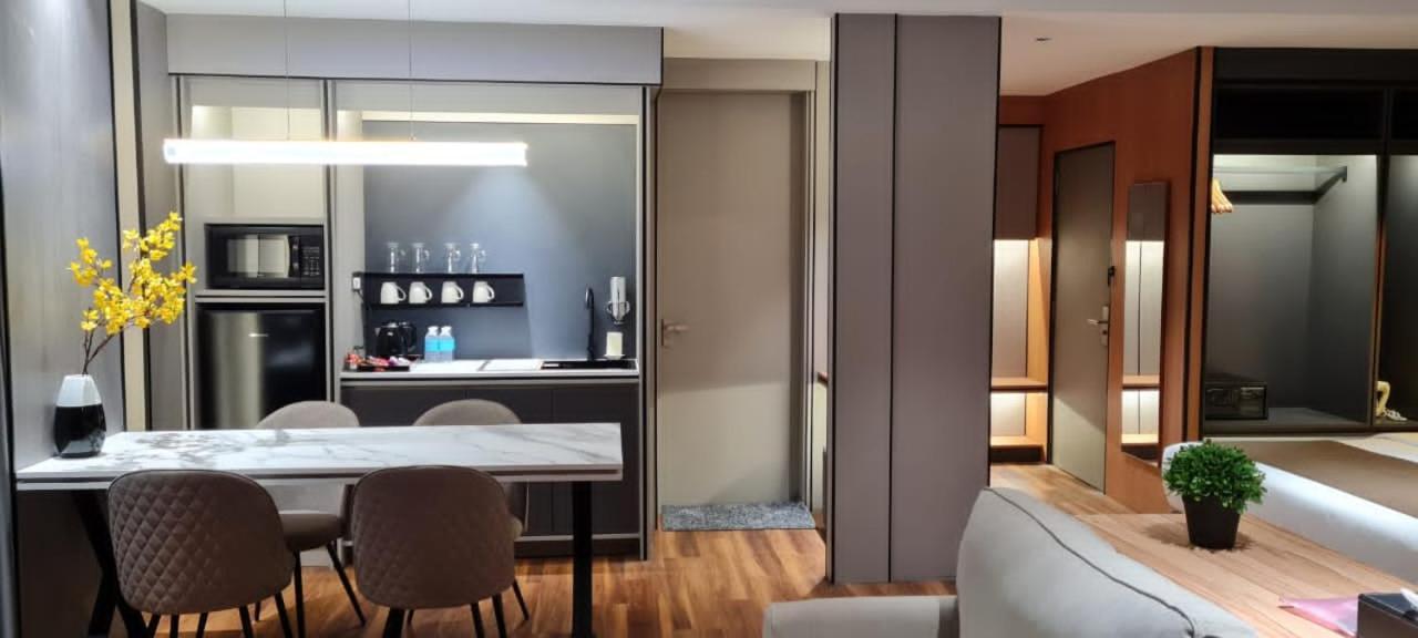 Extreme Boutique Hotel Keluang Eksteriør bilde